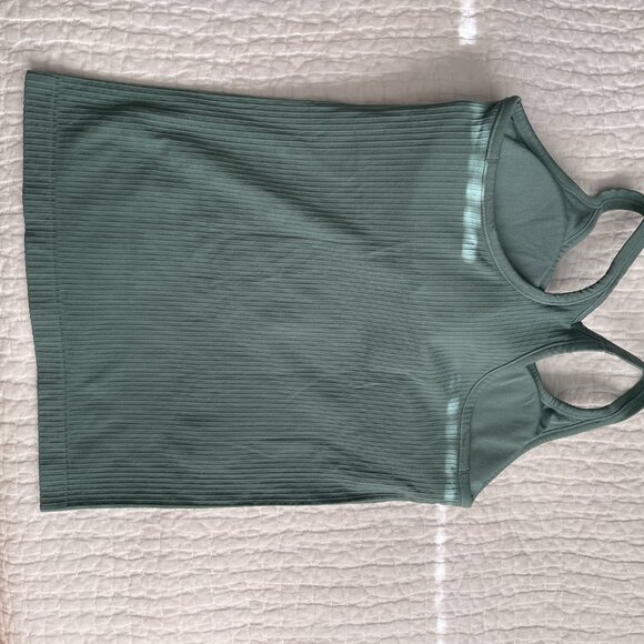 ATTRACO Ribbed Workout Tank w/ Built in Bra (each) - Picture 3 of 4